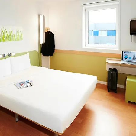 Ibis Budget Lorient Hotel